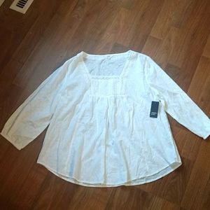 Crown and Ivy women's blouse